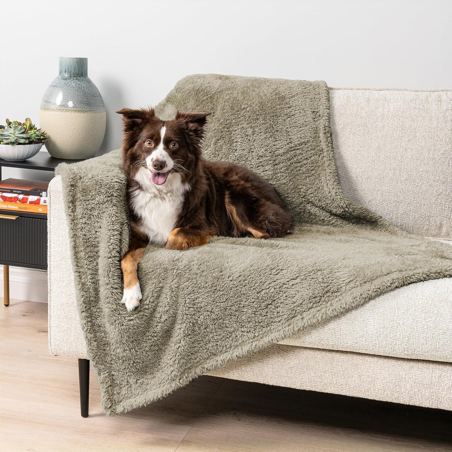 Fluffy Waterproof Reversible Sherpa Dog Blanket - Pee Proof Furniture Protector for Couch & Bed, Washable Cat Blanket for Small & Medium Pets (Taupe Camel, 24X32)